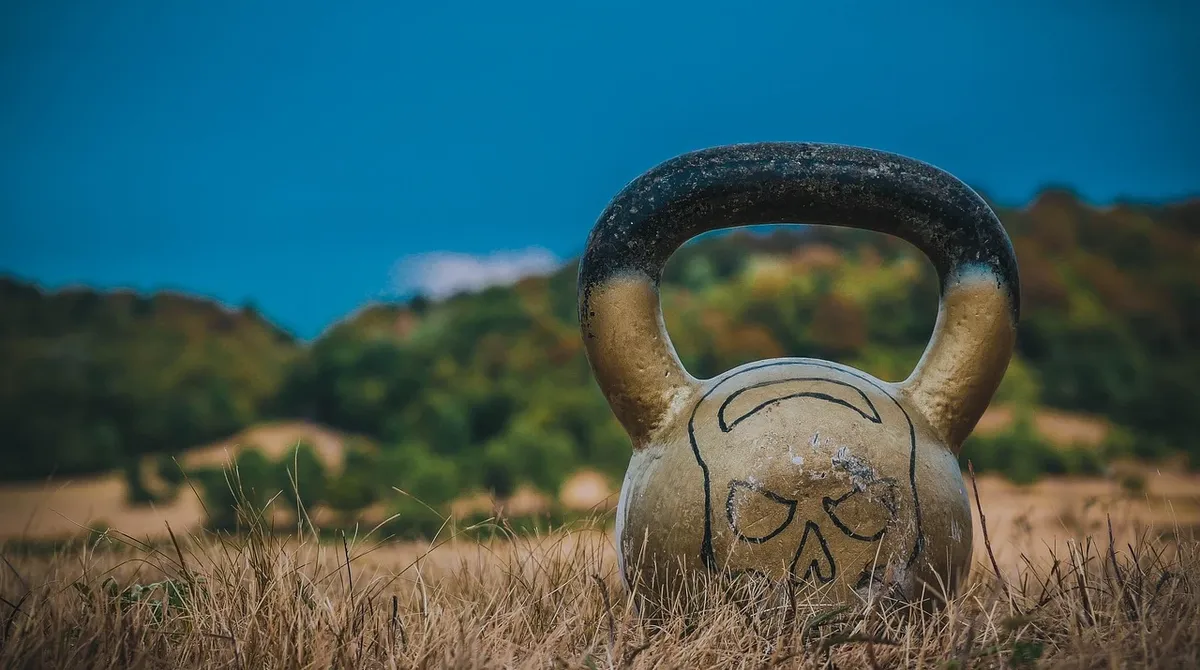 30 Mins Weightlifting Burns 220 Calories